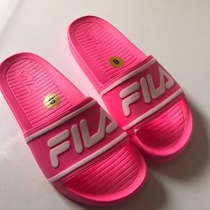 Official Fila Slides